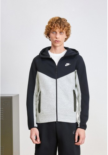 Tech Fleece Windrunner Hoodie